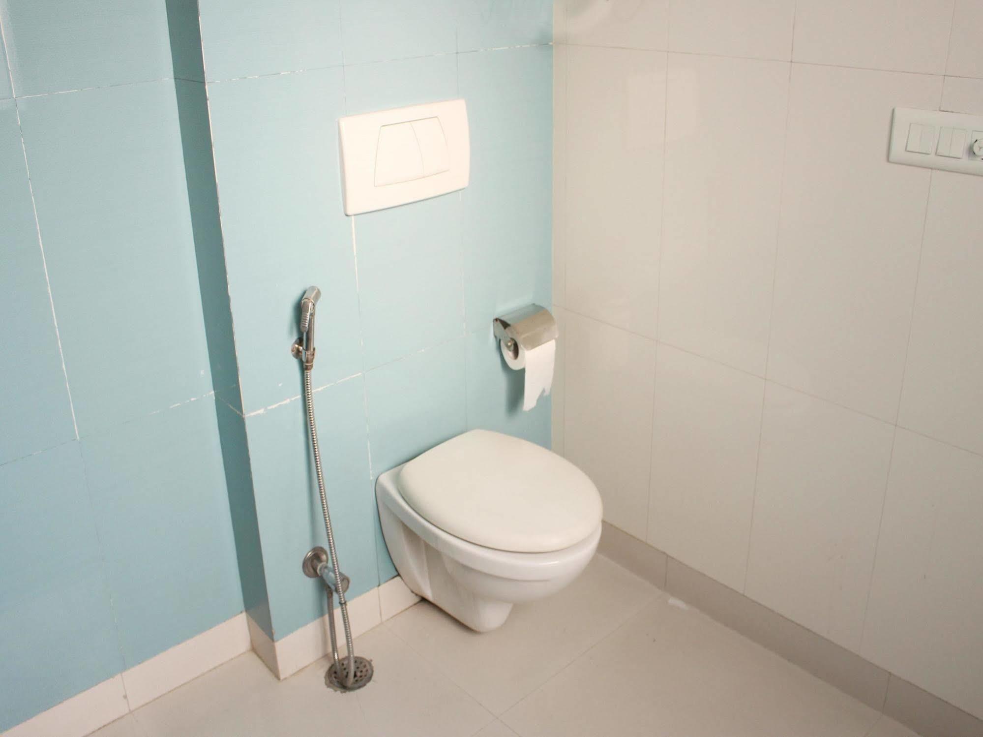 فندق Oyo Flagship 387 Moulsari Avenue غورغاون المظهر الخارجي الصورة