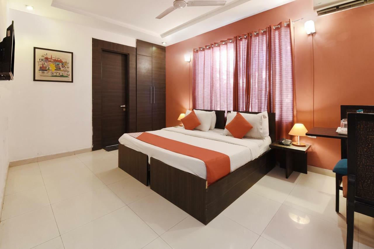 فندق Oyo Flagship 387 Moulsari Avenue غورغاون المظهر الخارجي الصورة
